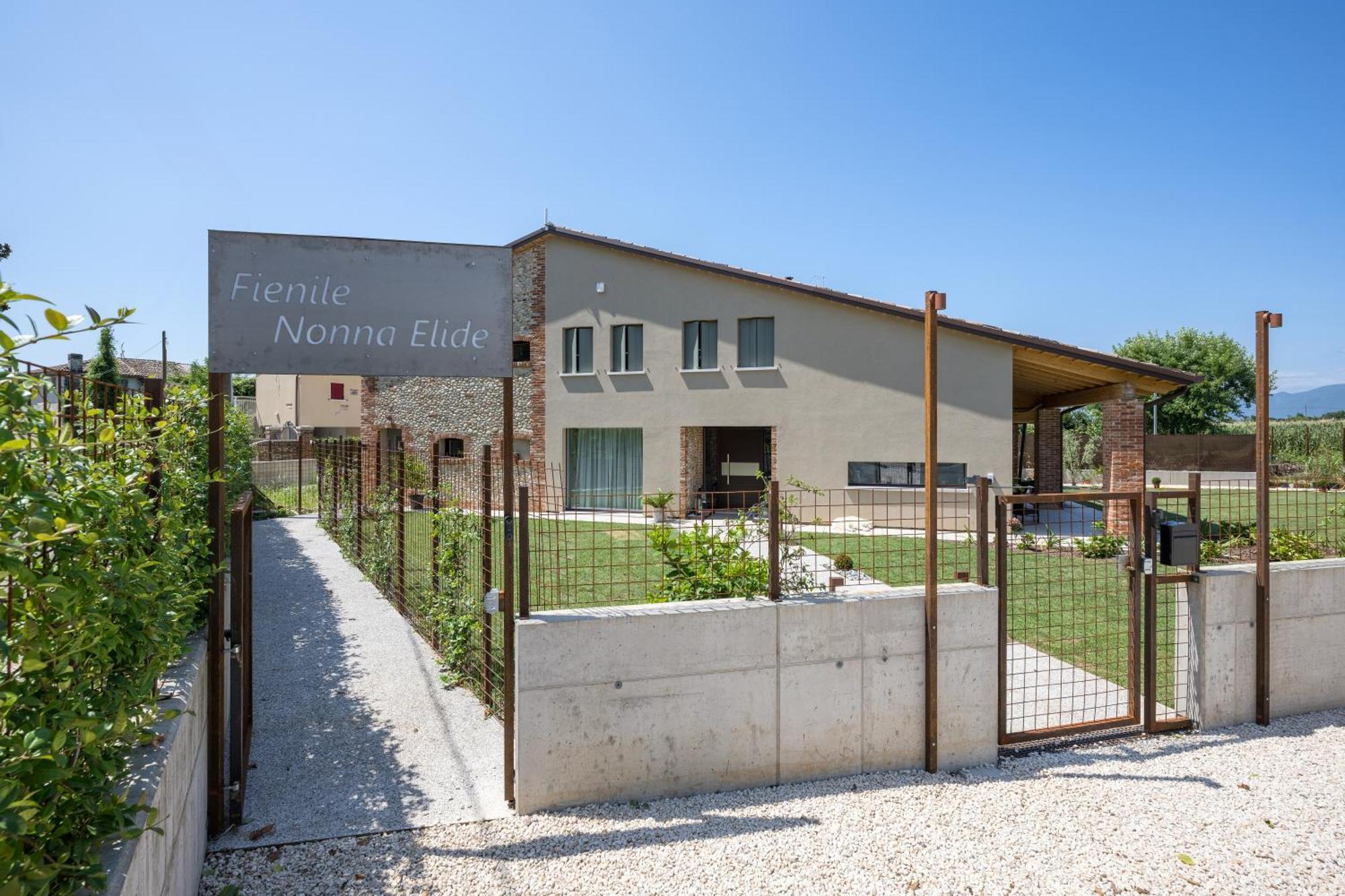 Fienile Nonna Elide Hotel Altivole  Kültér fotó